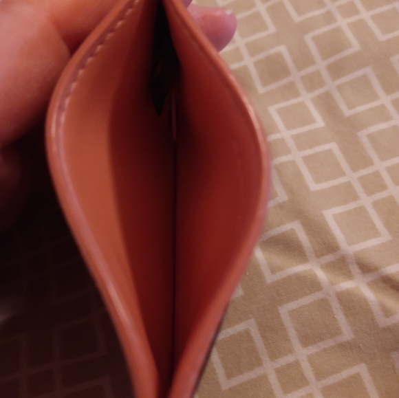 Vintage Coach pink and Coach imprint leather wallet with sleeves - Picture 10 of 12